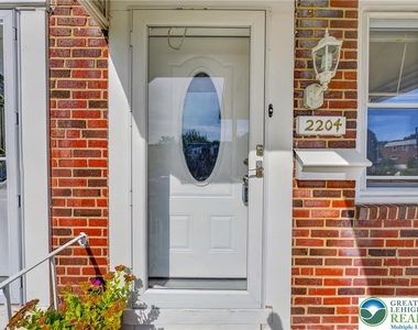 2204 Baker Drive - Photo Thumbnail 10