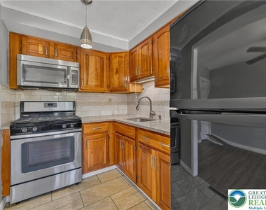 2204 Baker Drive - Photo Thumbnail 20