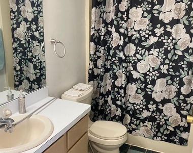 1657 Harding Circle - Photo Thumbnail 14