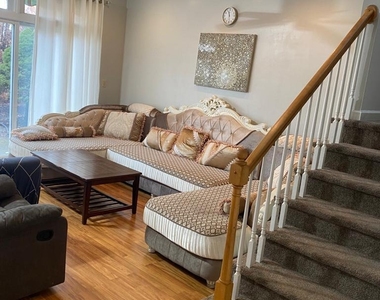 1657 Harding Circle - Photo Thumbnail 7