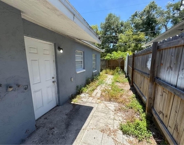 2200 E Bird Street - Photo Thumbnail 13