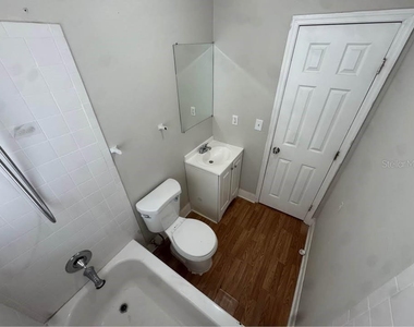 2200 E Bird Street - Photo Thumbnail 9