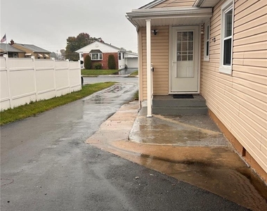 1573 Luzerne Street - Photo Thumbnail 14