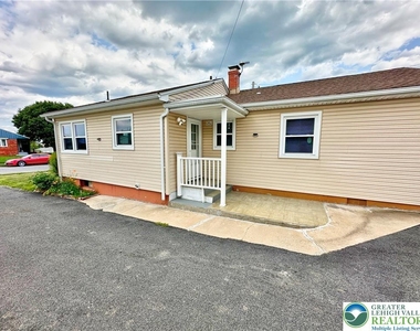 1573 Luzerne Street - Photo Thumbnail 15