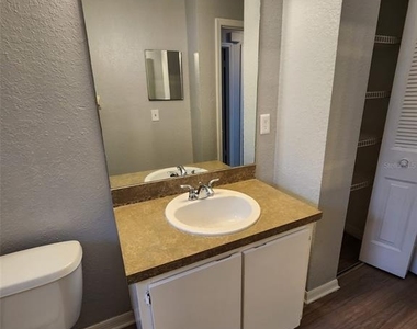 9563 Lynn Lane - Photo Thumbnail 13