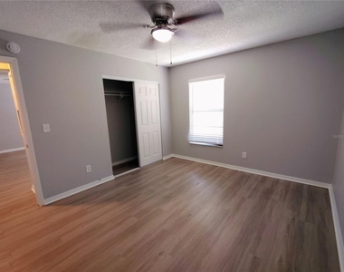 9563 Lynn Lane - Photo Thumbnail 10