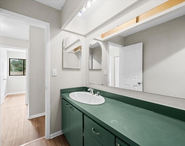7903 Cedar Drive - Photo Thumbnail 18