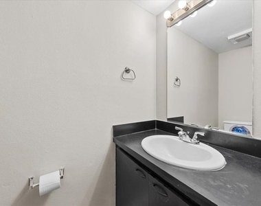 7903 Cedar Drive - Photo Thumbnail 15