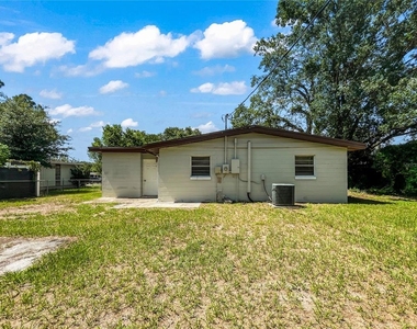 4523 Dolphin Drive - Photo Thumbnail 14