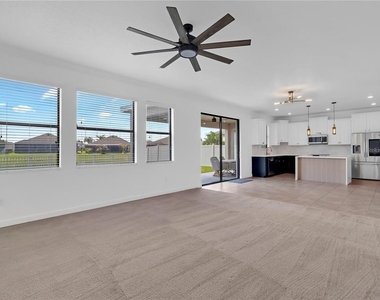 5052 Ivory Stone Drive - Photo Thumbnail 14