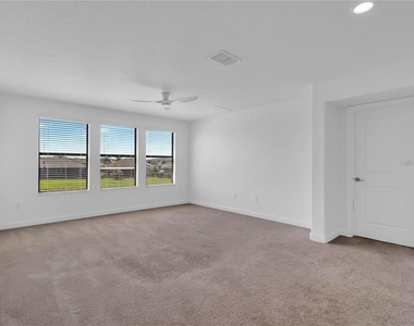 5052 Ivory Stone Drive - Photo Thumbnail 18