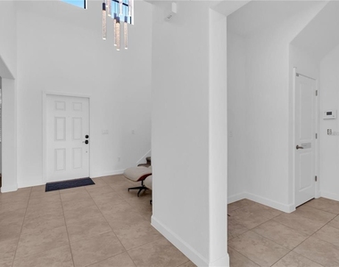 5052 Ivory Stone Drive - Photo Thumbnail 34