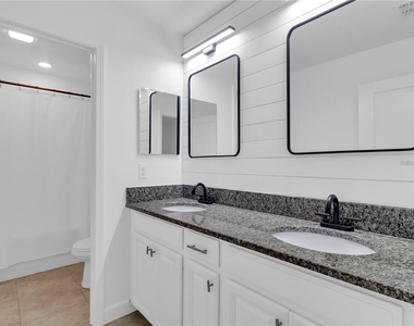 5052 Ivory Stone Drive - Photo Thumbnail 21