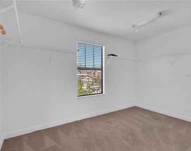 5052 Ivory Stone Drive - Photo Thumbnail 32