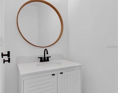 5052 Ivory Stone Drive - Photo Thumbnail 17