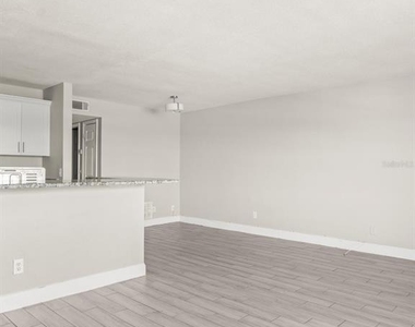 9105 W Hillsborough Avenue - Photo Thumbnail 19