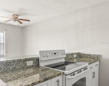 9105 W Hillsborough Avenue - Photo Thumbnail 16