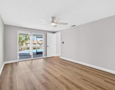 4349 Rudder Way - Photo Thumbnail 13