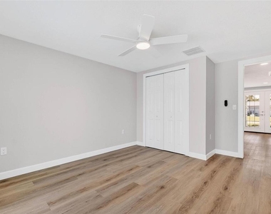 4349 Rudder Way - Photo Thumbnail 17