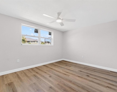 4349 Rudder Way - Photo Thumbnail 18