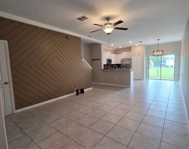 9659 Pembrooke Pines Drive - Photo Thumbnail 3