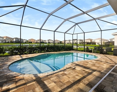 3219 Woodland Brook Way - Photo Thumbnail 37