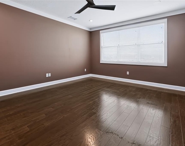 3219 Woodland Brook Way - Photo Thumbnail 28