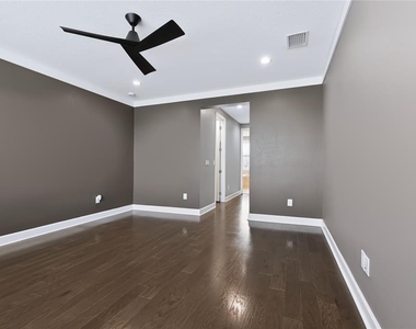 3219 Woodland Brook Way - Photo Thumbnail 35