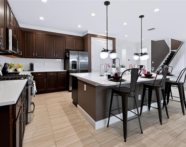 3219 Woodland Brook Way - Photo Thumbnail 10