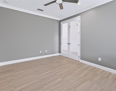 3219 Woodland Brook Way - Photo Thumbnail 14