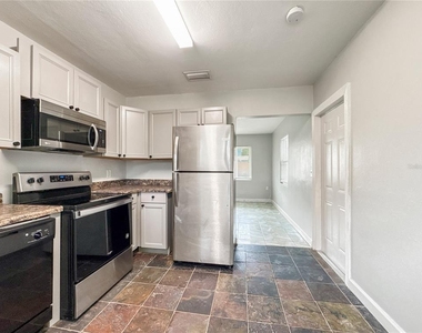 5809 Michigan Avenue - Photo Thumbnail 7
