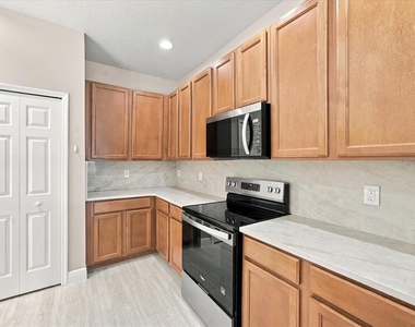 3132 Sago Point Court - Photo Thumbnail 4