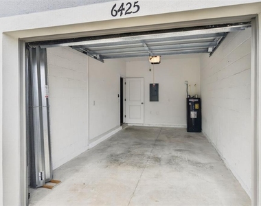 6425 Fairmont Lane - Photo Thumbnail 26