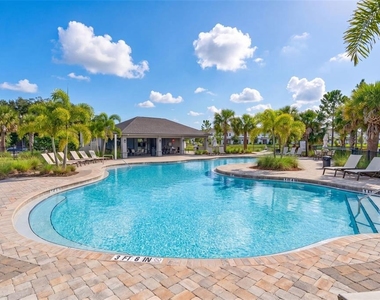 6425 Fairmont Lane - Photo Thumbnail 53