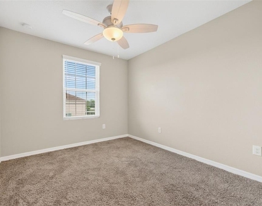 6425 Fairmont Lane - Photo Thumbnail 44