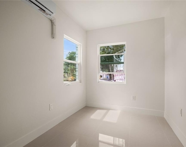 607 N Osceola Avenue - Photo Thumbnail 5