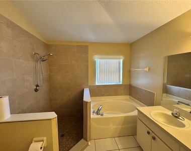 4707 Ramshead Drive - Photo Thumbnail 24