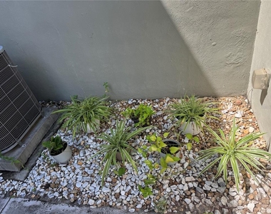 11543 Fountainhead Drive - Photo Thumbnail 16