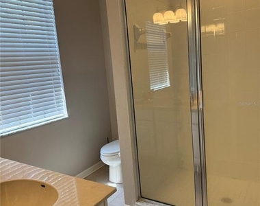 11543 Fountainhead Drive - Photo Thumbnail 13