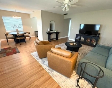 2202 Clubhouse Drive - Photo Thumbnail 6