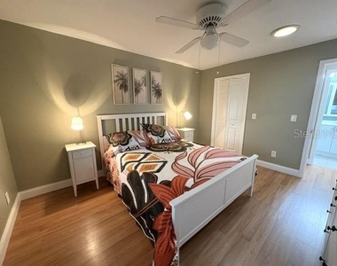 2202 Clubhouse Drive - Photo Thumbnail 15