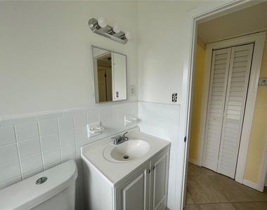 319 N Jupiter Avenue - Photo Thumbnail 7