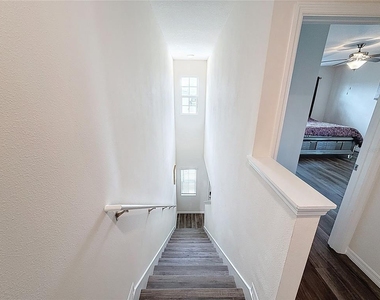 1303 Tallowwood Lane - Photo Thumbnail 15