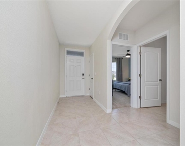 1687 Park Side Avenue - Photo Thumbnail 13
