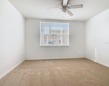 720 Siena Palm Drive - Photo Thumbnail 13