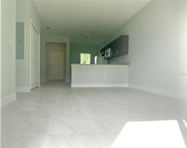 746 Camel Court - Photo Thumbnail 9
