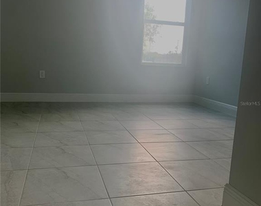 746 Camel Court - Photo Thumbnail 19