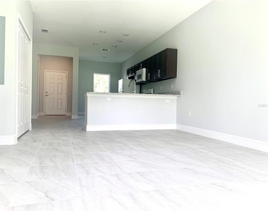 746 Camel Court - Photo Thumbnail 8