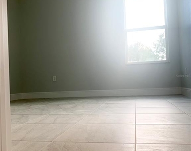 746 Camel Court - Photo Thumbnail 23