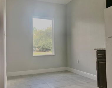 746 Camel Court - Photo Thumbnail 4